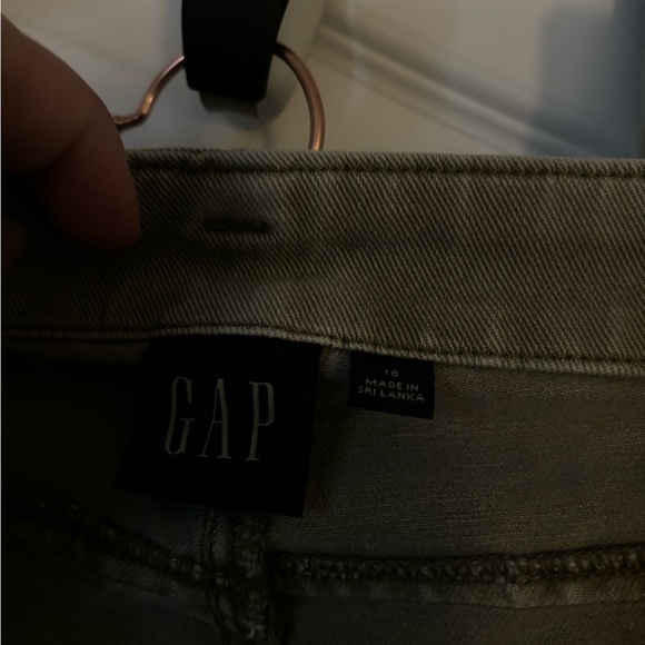 Gap cargo pants - Picture 2 of 3